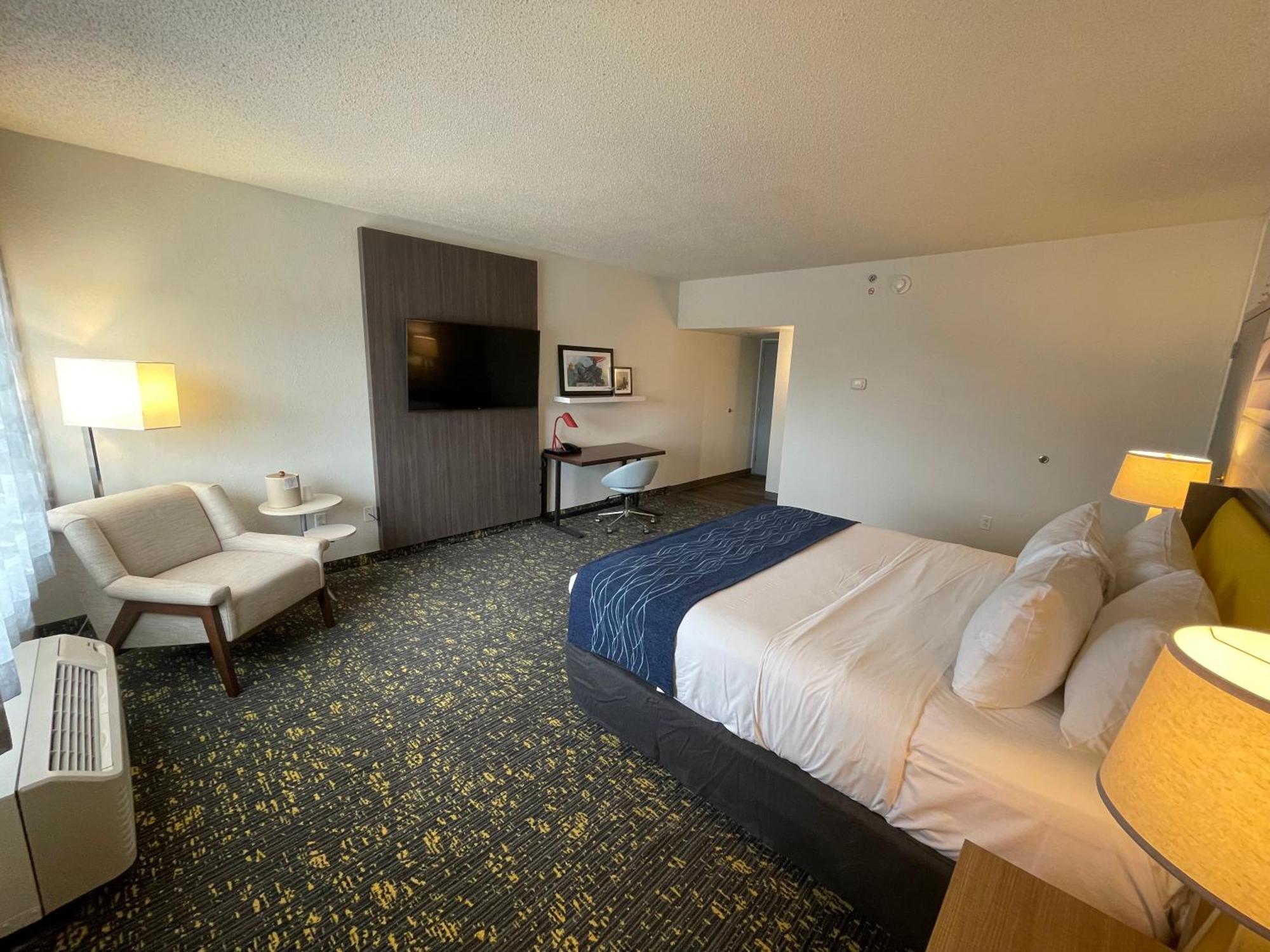 Saint Louis Airport Hotel Woodson Terrace Exterior photo