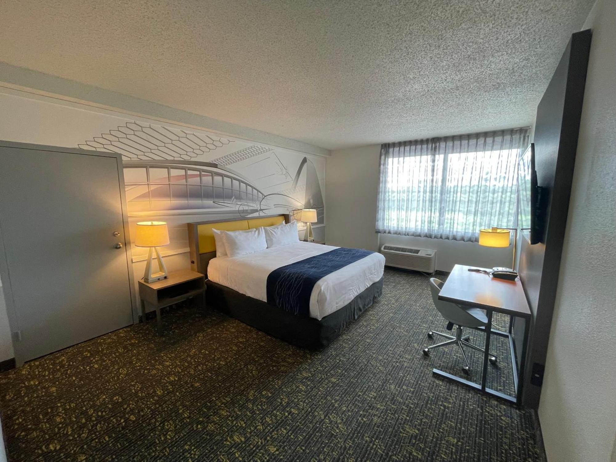 Saint Louis Airport Hotel Woodson Terrace Exterior photo